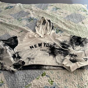 NWOT cropped tie dye New York hoodie.